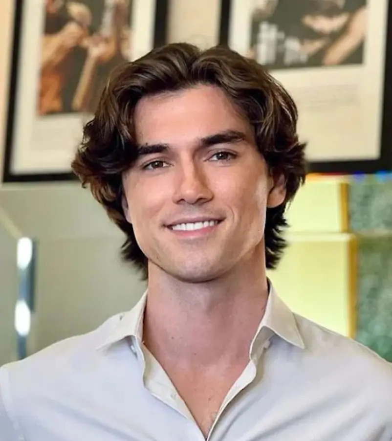 Flow Hairstyle