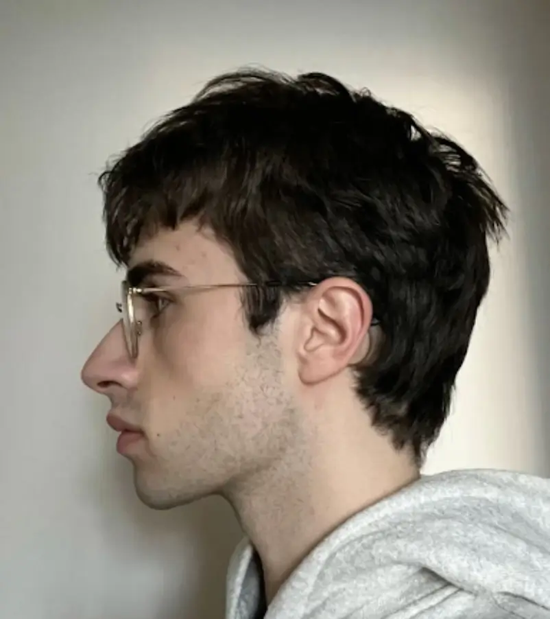 Short, Textured, and Messy 90s Mod